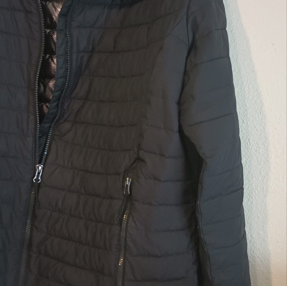 Women's Columbia Jacket - Picture 4 of 6
